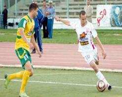 الشلف في رحلة محفوفة بالمخاطر إلى تيزي ومن دون زاوي، نساخ وحدوش شبيبة القبائل - جمعية الشلف