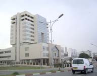 Report du procès de treize mis en cause Enlèvement et détournement d'enfants