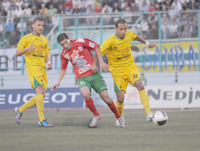 Ligue 1 - 21e journée (Mise à jour) JSMB - JSK Un derby kabyle entre deux équipes malades