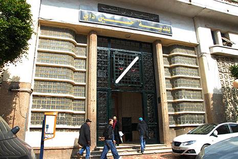 La délocalisation du siège retardée : l'APC d'Hussein Dey «squatte» toujours un immeuble Alger : les autres articles