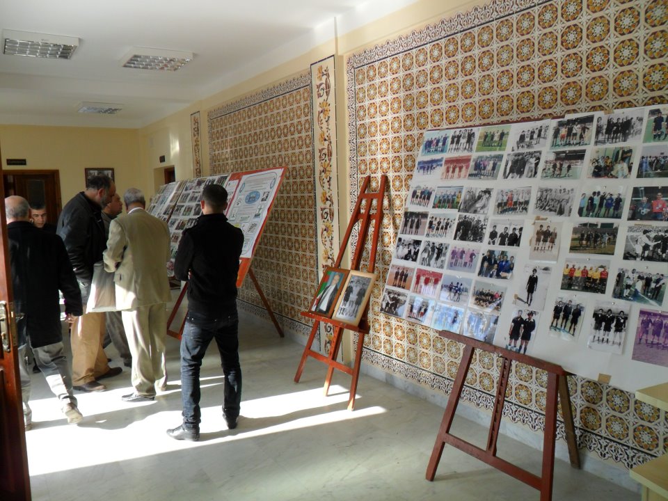 LES ANCIENS ARBITRES DE MOSTAGANEM...... C'est les plus grands sifflets de l'histoire de l'arbitrage Algérien