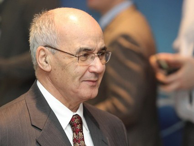 وزير الطاقة والمناجم: استلام مصفاة البترول لتيارت سيكون في 2017