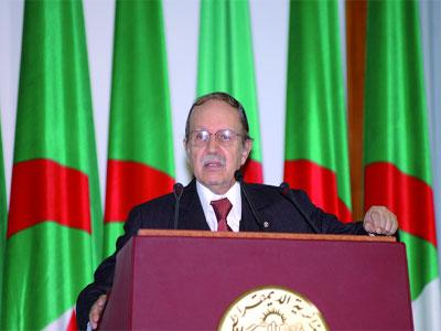 M. Bouteflika se dit révolté par les affaires Sonatrach Dans un message à la jeunesse et aux travailleurs