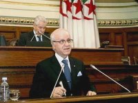 L'Algérie aspire à délimiter ses frontières maritimes avec les pays voisins (Medelci)