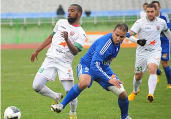 Les ténors passent tranquillement HUITIÈMES DE FINALE DE LA COUPE D'ALGERIE