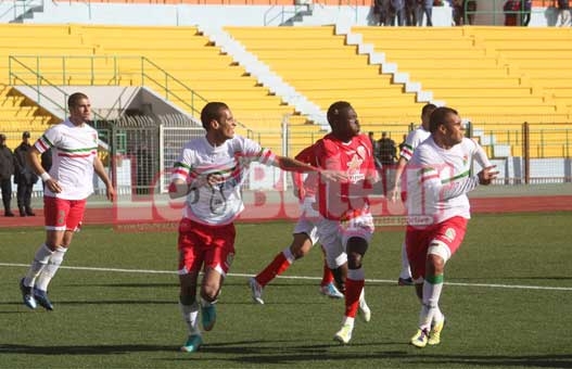 USMBA : Benaïssa passe les commandes à Bensenada