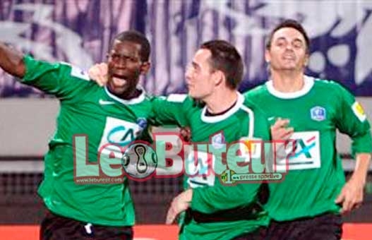 Maïga «Les Algériens sont sous pression, on a un bon coup à jouer»