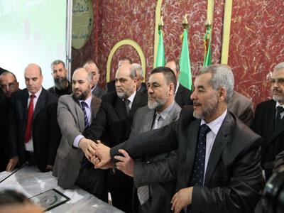 L'AAV réitère sa demande de réformes politiques en Algérie Fêtant son premier anniversaire jeudi