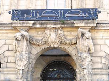 Banque d'Algérie - Le règlement relatif à la lutte contre le blanchiment d'argent entre en vigueur