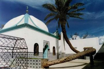 لخضر بن خلوف...منارة الشعر الصوفي ووجه مستغانم الثقافي يتحول الاحتفاء به إلى مهرجان وطني بداية أوت المقبل