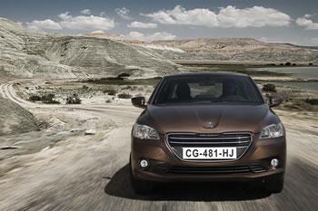 5 000 km pour convaincre LA PEUGEOT 301 FAIT VALOIR SON 3 CYLINDRES