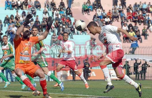 MCO 4-MCEE 1 : Le Mouloudia cartonne