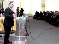 Un comité pour assainir le climat des affaires Environnement économique