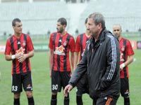 Coupe de l'UAFA (DEMI-FINALE aller) USMA-IsmaIly aujourdhui à 16H Assurer la qualif' à Alger
