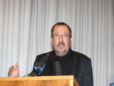 «La voie du dialogue est le meilleur moyen de règlement des problèmes de l'emploi» Le secrétaire général de l'Ugta, Abdelmadjid Sidi Saïd, depuis Ouargla :