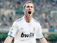 A l'étranger Real Madrid/ Higuain libéré pour avoir Bale