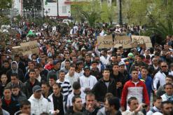 قسنطينة تنتفض اضراب، مسيرة، مواجهات، اعتقالات ومطالبة بالقصاص