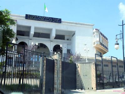 «Il faut débureaucratiser l'investissement pour forcer l'allure du développement» Le président de l'APW de Tizi Ouzou lors d'une session de l'assemblée