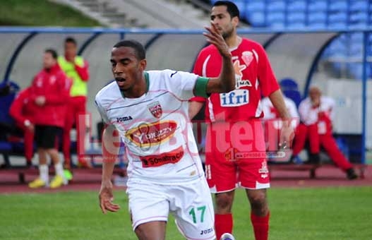 MCA 2 ' MCO 0 : Le Mouloudia assure l'essentiel