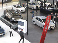 الطبعة ال 16 للصالون الدولي للسيارات/ أمام قلة عدد الشبابيك والبنوك في “صافاكس