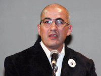 « Il est important d'aller vers le public » El Hachemi Assad, commissaire du festival