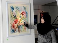 Exposition de Meriem Kezouit à Alger : une recherche esthétique jusqu'à l'obsession