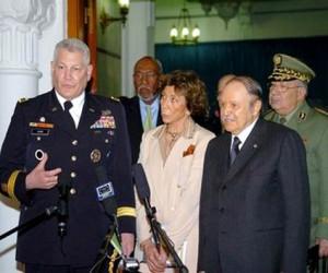 قائد  افريكوم  في تمنراست للاطلاع على تطور آليات مكافحة الارهاب