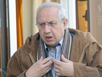 Abdelaziz Ziari l'a décidé à l'issue de sa visite de travail Une commission d'enquête au centre anticancéreux de Blida