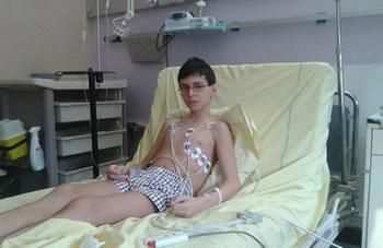 Sauvons la vie du jeune Abdelhalim IL A BESOIN D'UNE PRISE EN CHARGE POUR UNE TRANSPLANTATION DU COEUR