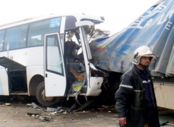 23 قتيلا و325 جريح بطرقات عين الدفلى