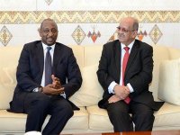 La coopération et les questions de sécurité au menu de la visite du MAE malien à Alger