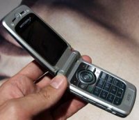 Il égorge son voisin Pour un téléphone portable