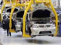 Le projet de l'usine Renault-Algérie est entré dans sa phase pratique (Montebourg)