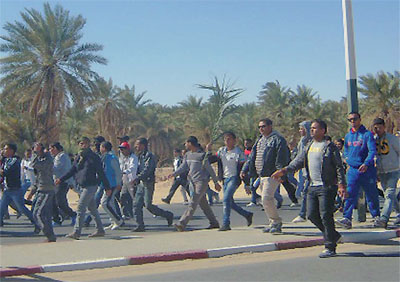 Des émeutes par procuration '