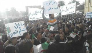 St-in de jeunes à Ghardaia pour revendiquer emploi et développement de leur région GHARDAIA