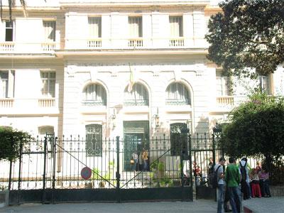 La grève du CLA et de l'Unpef largement suivie Appel à la réouverture des négociations sur le statut particulier