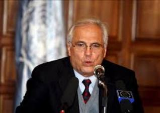 Mourad Medelci reçoit Christopher Ross