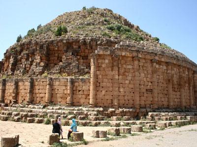 Priorité à la sensibilisation de la jeunesse à l'héritage historique Célébration du Mois du patrimoine dans plusieurs wilayas du pays