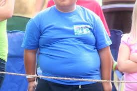 Alors que la publicité poursuit son tapage médiatique sur un mode de consommation trop riche en sucre : 