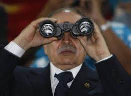 Après la révision de la constitution, le peuple algérien devra assumer son rôle.