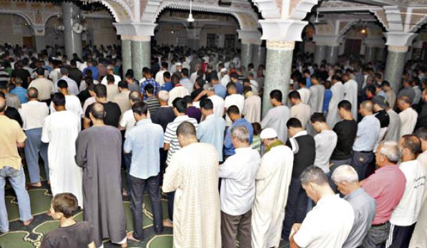 الجزائر كدولة منذ شروق الرسالة المحمدية كانت بيئة اسلامية خصبةيحفظ اهلها الكتاب والسنة