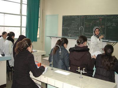 Appel à l'arrêt du démantèlement de l'enseignement technique en Algérie Les enseignants du technique se manifestent et rappellent leur ancienne revendication