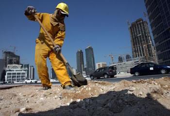 Une utopie tolérée par l'Occident LES DROITS DE L'HOMME DANS LES MONARCHIES DU GOLFE