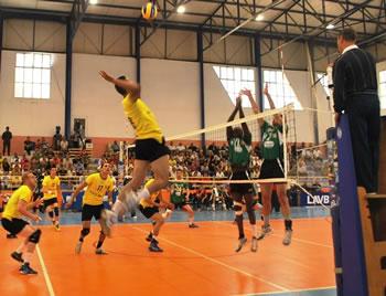 Le NRBB Arréridj arrache son 2e succès CHAMPIONNAT D'AFRIQUE DES CLUBS CHAMPIONS DE VOLLEY-BALL