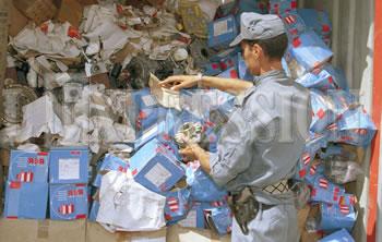 14.000 pièces détachées saisies PORT D'ORAN