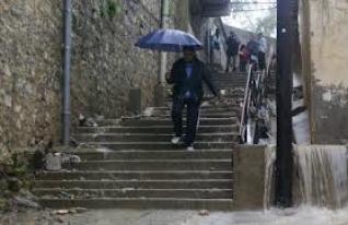 Des pluies assez marquées parfois orageuses continueront d'affecter plusieurs wilayas durant les prochaines heures