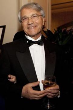 Comment appelle-t-on un voleur sur Facebook' CHAKIB KHELIL AFFOLE LA TOILE ALGERIENNE