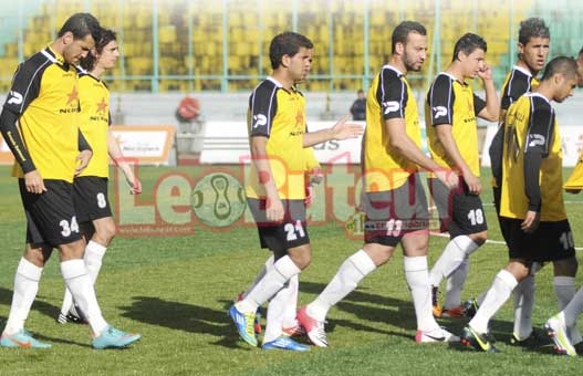 USMH : Les Jaune et Noir dos au mur