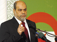 consacrer le passage vers un régime parlementaire Soltani