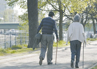 Les humains vivent de plus en plus longtemps Les centenaires du XXIe siècle